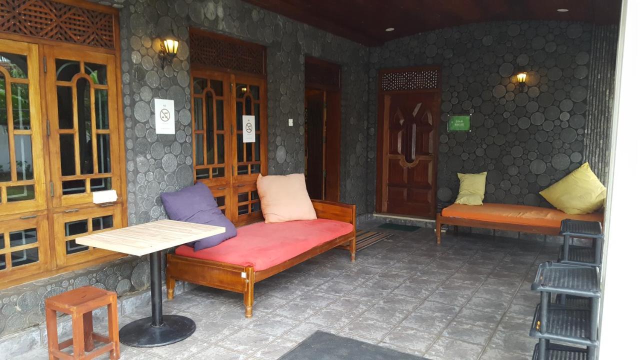 Auberge de jeunesse The Backpack Hub At Weligama Extérieur photo