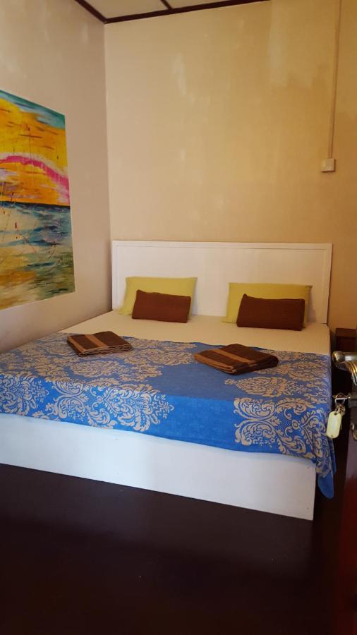 Auberge de jeunesse The Backpack Hub At Weligama Extérieur photo